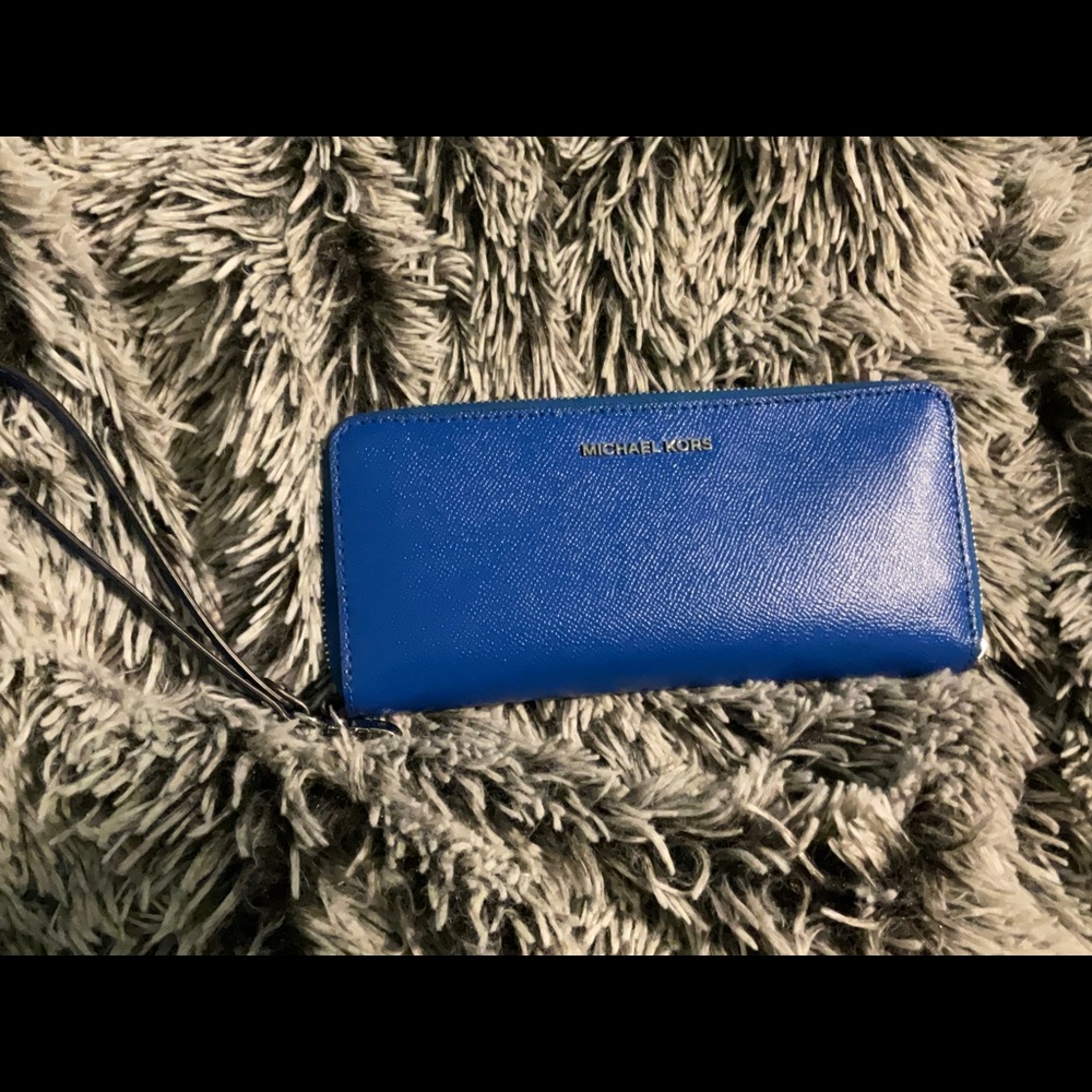 Michael Kors Blue Wristlet Wallet